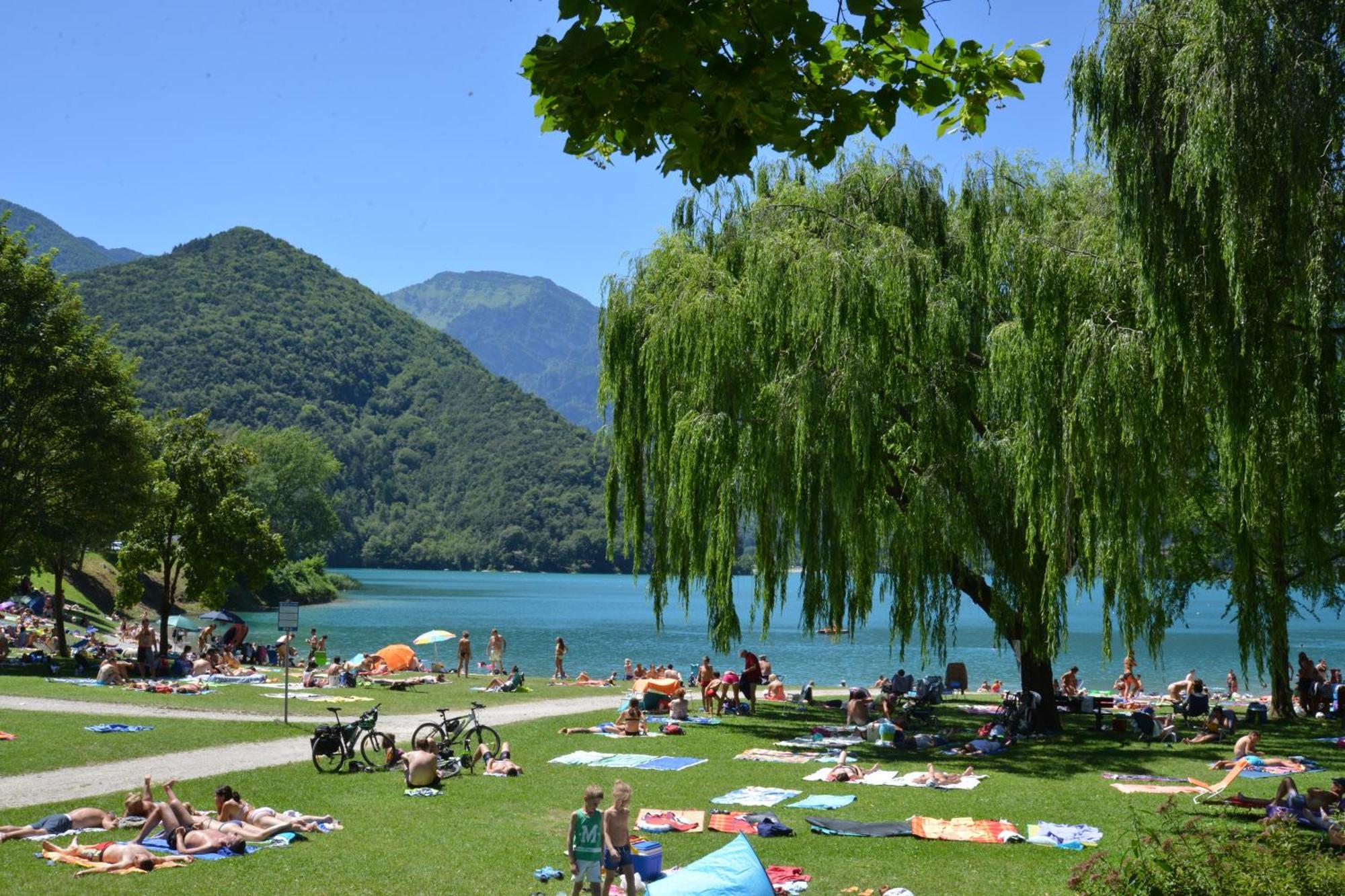 Family Hotel Adriana Bezzecca Dış mekan fotoğraf